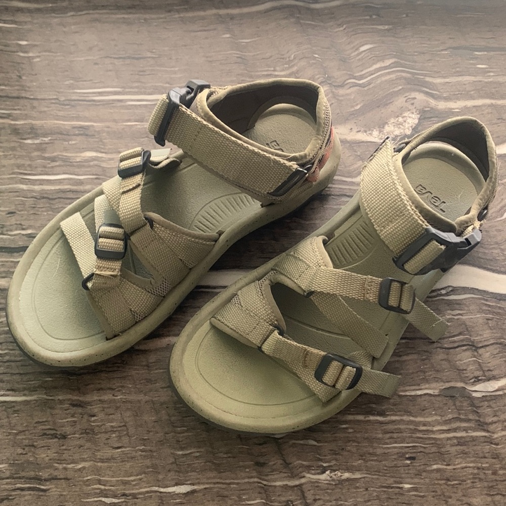 Teva Cross Strap Trail Men’s Sandals Olive Green Size 9